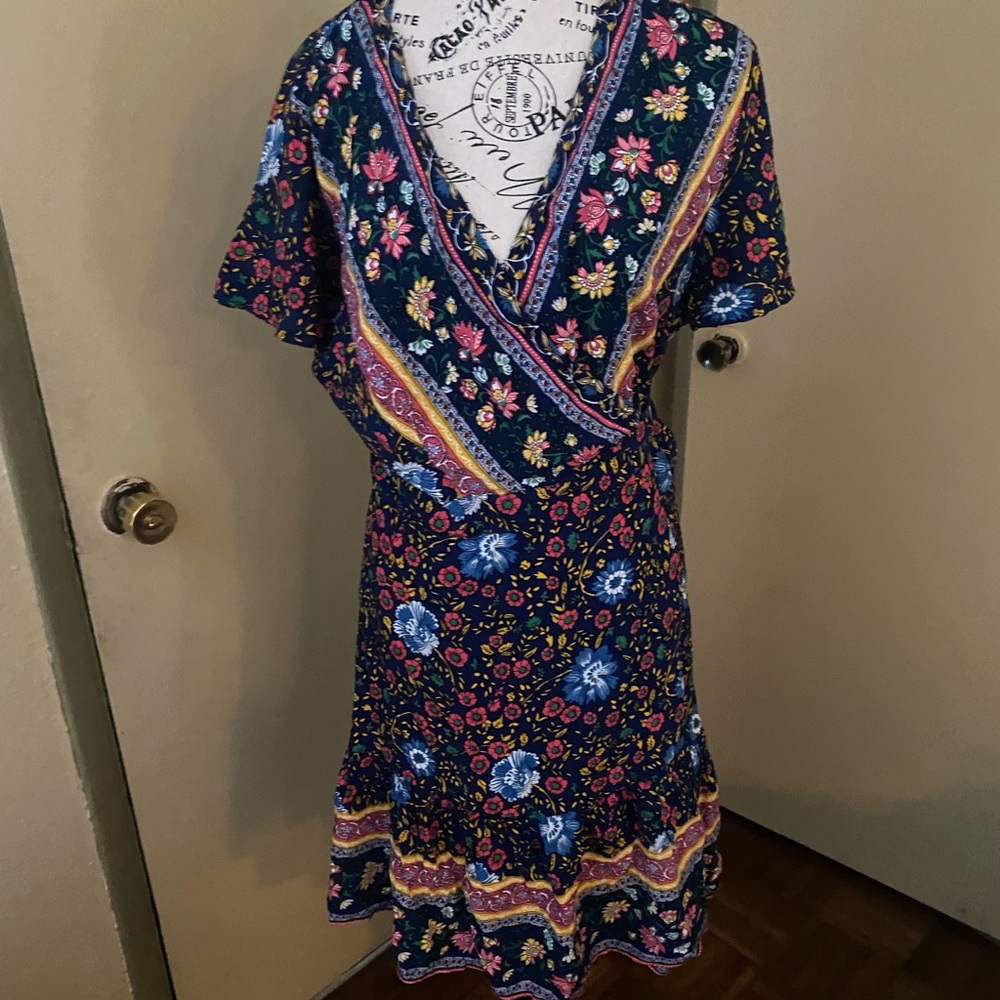 Zesica Ruffled Wrap Midi Dress xl - Picture 3 of 11